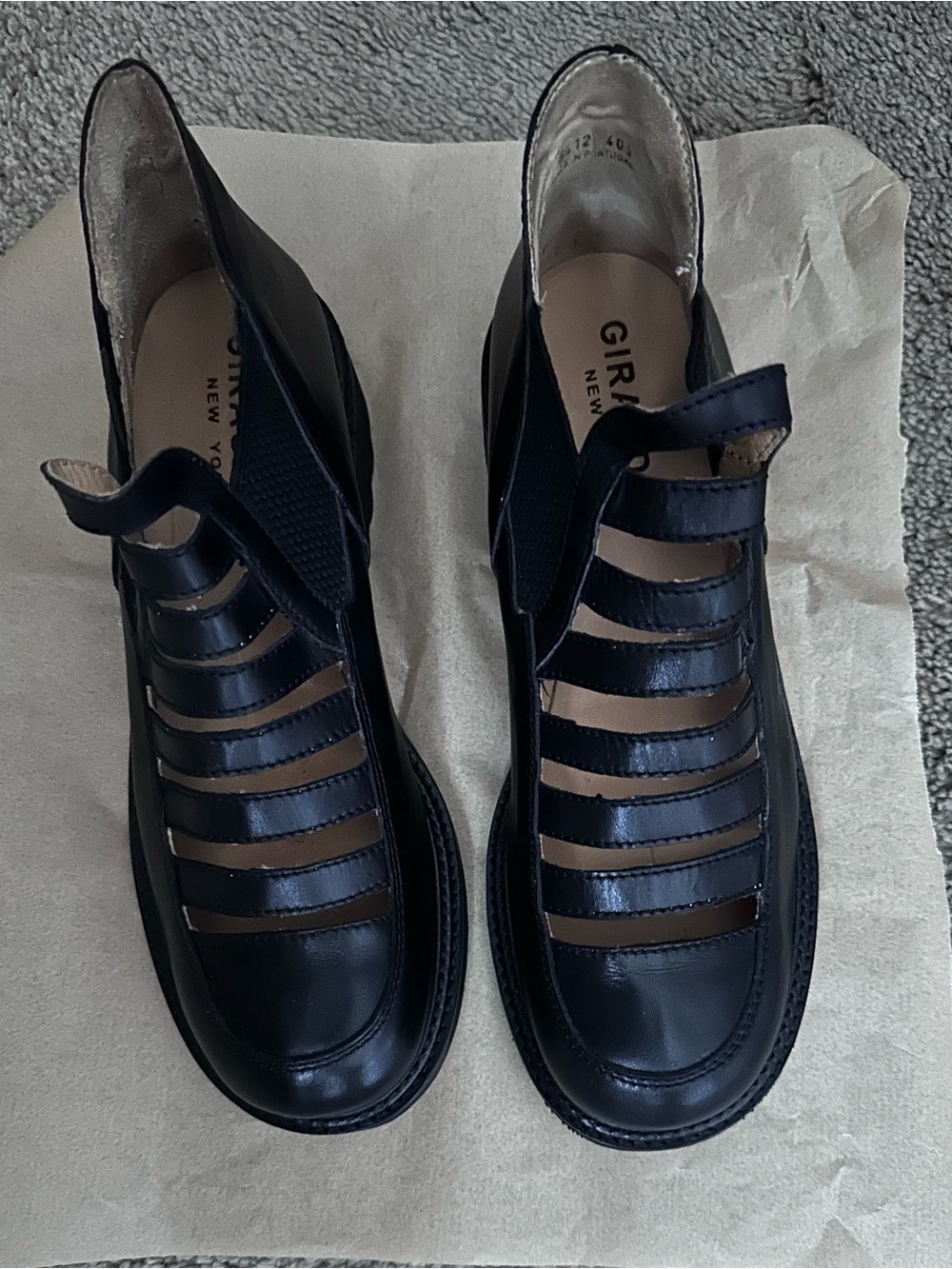 Giraudon Beautiful Black Leather Shoes - Made in Portugal